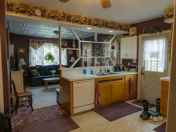 4th image of 1856 Poplar Ridge Rd