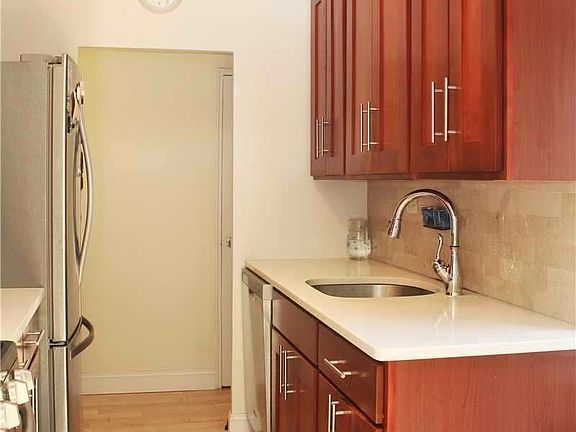 3rd image of 69-10 108th St Unit 1F
