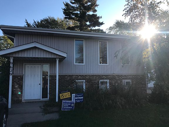 3rd image of 9629 Kennedy Ave #2