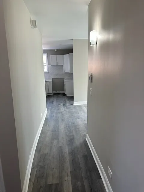 7 Division St — Photo 3