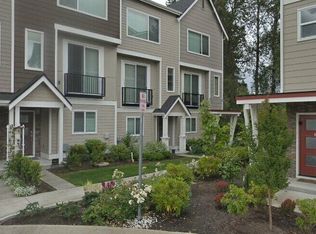 4221 NE 3rd Ln, Renton, WA 98059