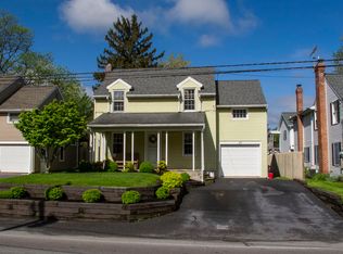 34 Hellers Church Rd, Leola, PA 17540