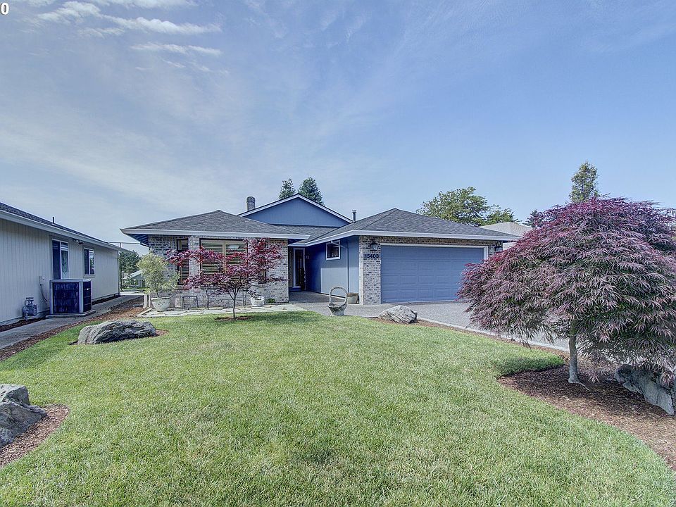 1st image of 15403 SE 33rd St