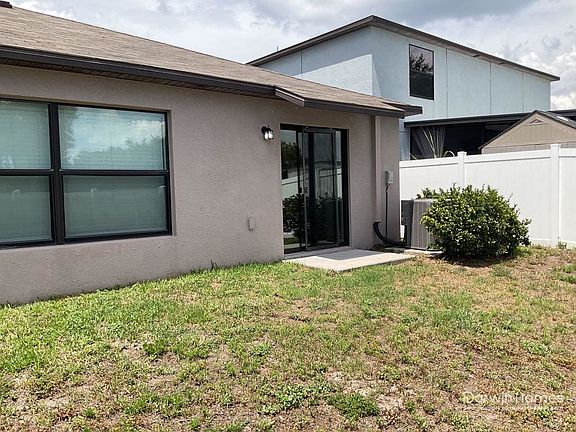 3rd image of 10154 Carloway Hills Dr