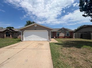 1063 Squire Mansion, Yukon, OK 73099