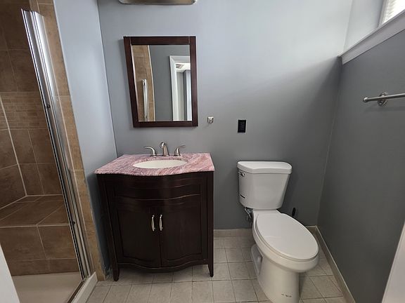 5th image of 526 Saint Paul Pl Floor 3