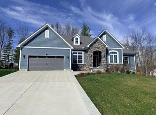 1401 Aqua Vista Dr, Lawrenceburg, IN 47025