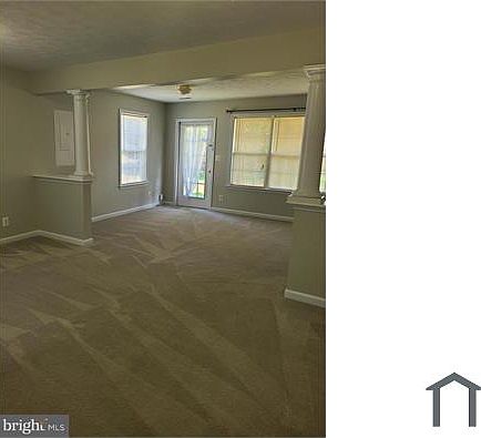 4th image of 1410 Meadow Dr