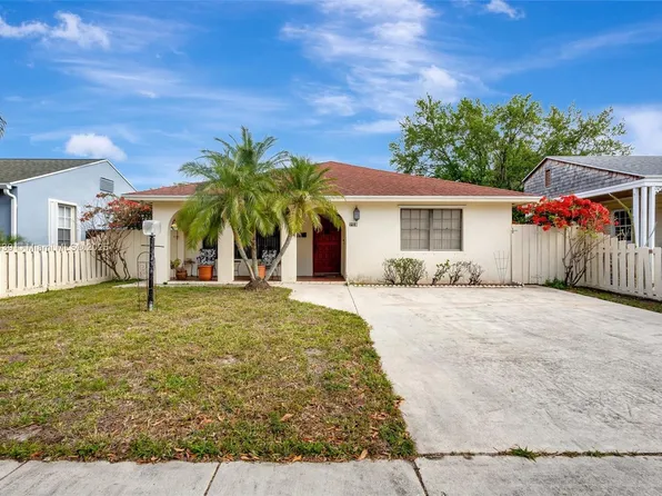 713 Highland Dr, West Palm Beach, FL 33405