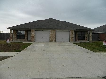 1st image of 1408 Nicholas Cir APT A