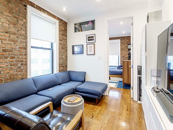 5th image of 106 W 13th St #36