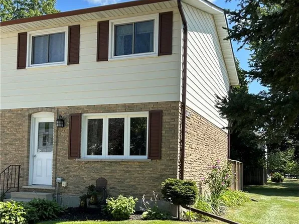 202 Richardson Dr #29, Norfolk County, ON N0A 1N4