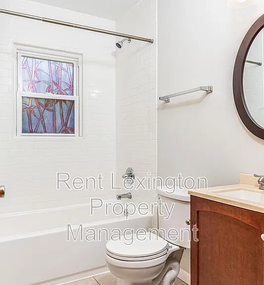 1771 Harrodsburg Rd — Photo 8