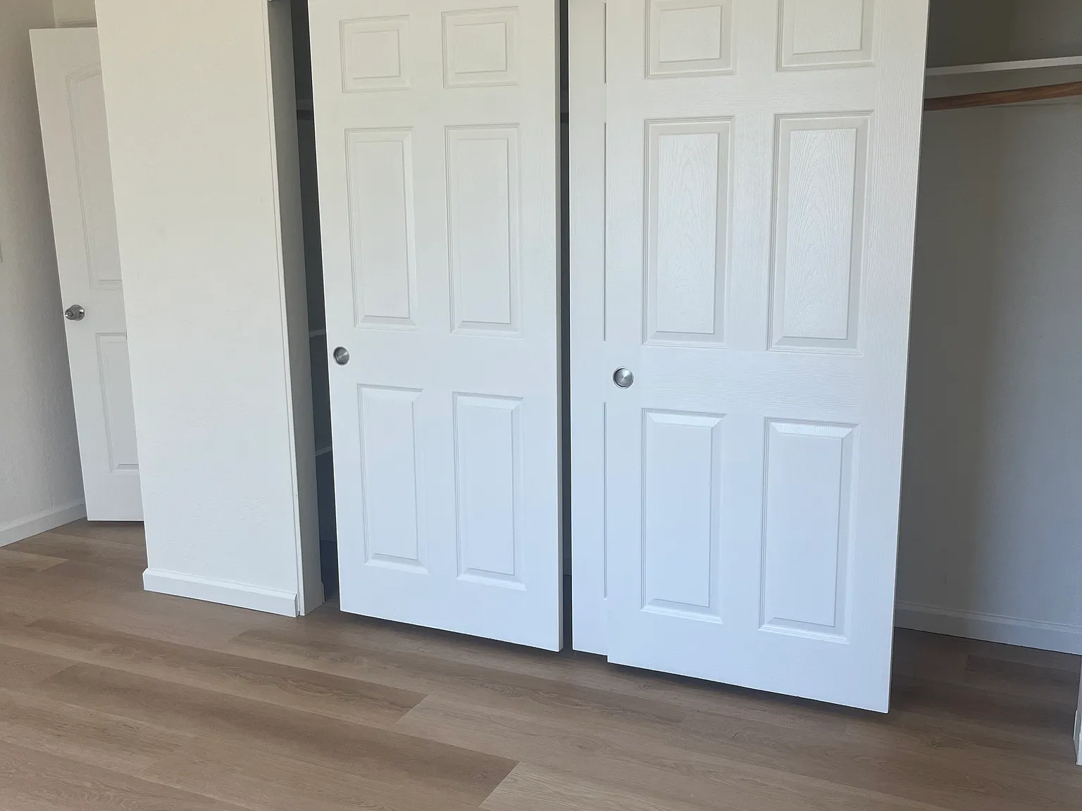 2 bed, 861 sqft, $3,000 — Photo 4