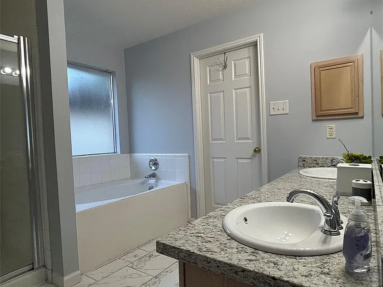 23126 Waterlake Dr — Photo 14