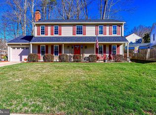 8902 Longmead Ct, Burke, VA 22015