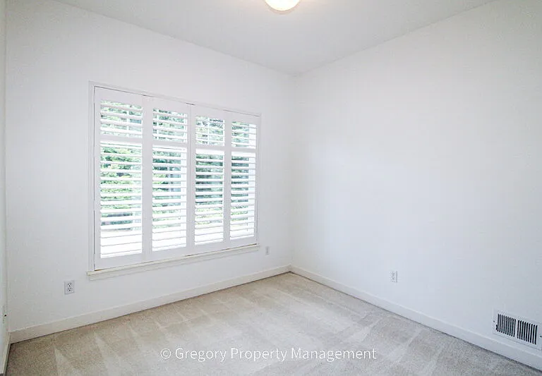 13824 N Creek Dr #802 — Photo 25
