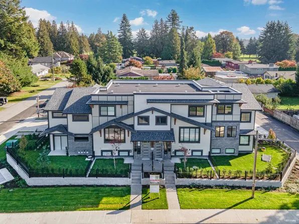 11384 207th St #4, Maple Ridge, BC V2X 1W6