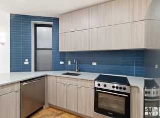 30 3rd St #2A, Brooklyn, NY 11231