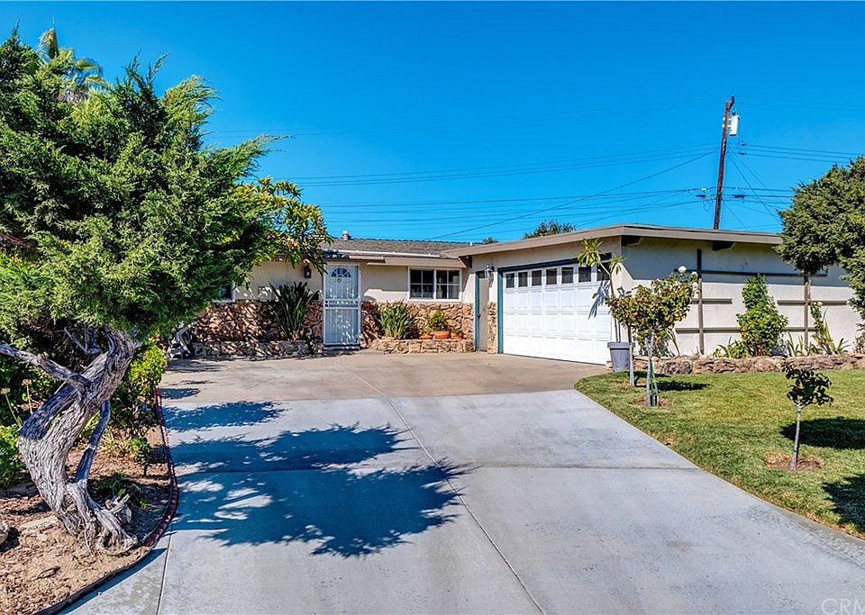 1st image of 13803 Mansa Dr