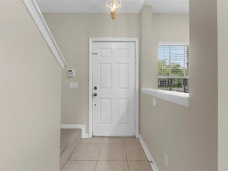 10325 Manderley Way #126 — Photo 7