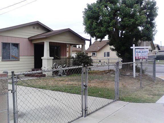 3rd image of 7842 Hershey St