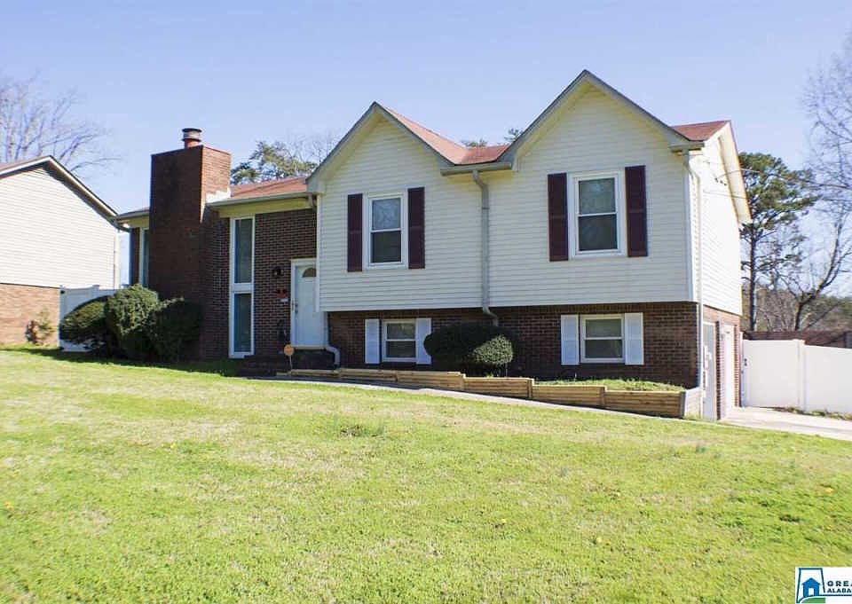 1st image of 1529 Moseley Ln