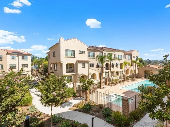 1575 Fortaleza Way Unit 30, Vista, CA 92081
