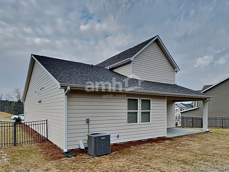 290 Willow Ln — Photo 26