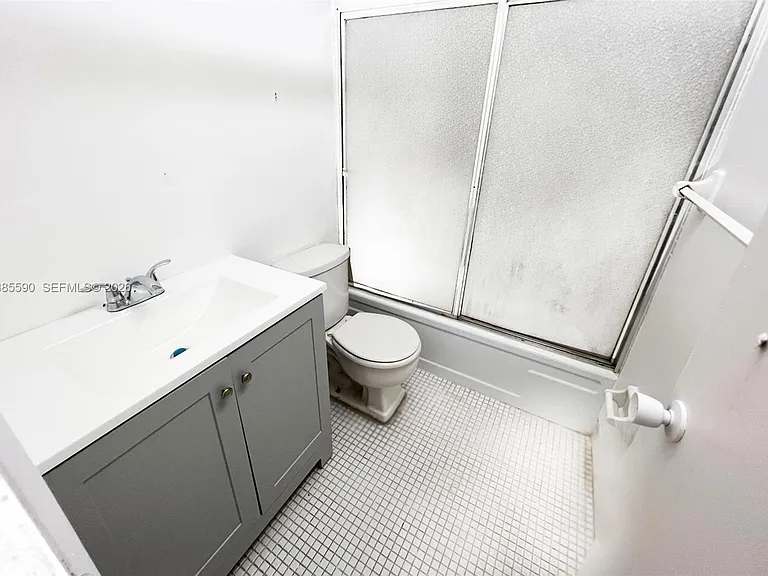 1701 NW 46th Ave #109 — Photo 15