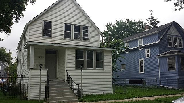 1st image of 219 28th Ave