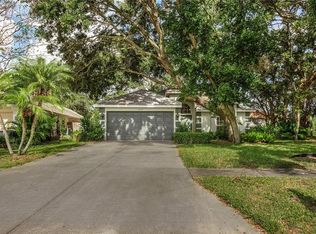 2477 Hickman Cir, Clearwater, FL 33761