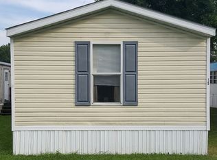 15 Petroleum Ln, Fredericksburg, VA 22405