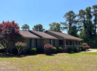 714 Sibley Rd, Lumberton, NC 28358