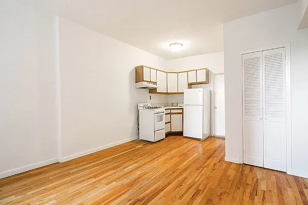 Rented by CitySites Real Estate Group | media 19