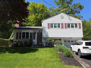 27 Meadow Rd, Montrose, NY 10548