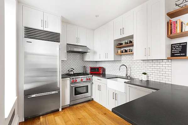 Sold by Compass | media 16