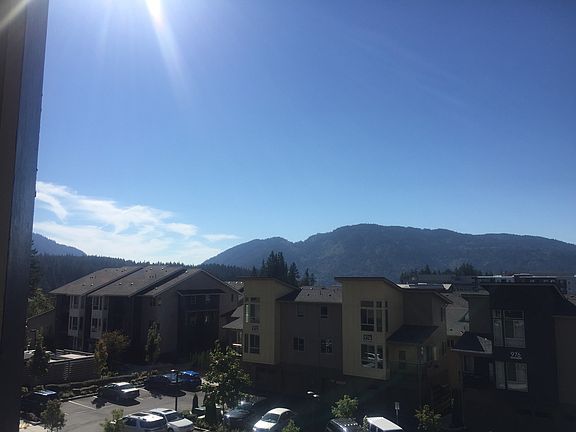 3rd image of 975 NE Discovery Dr Unit 301