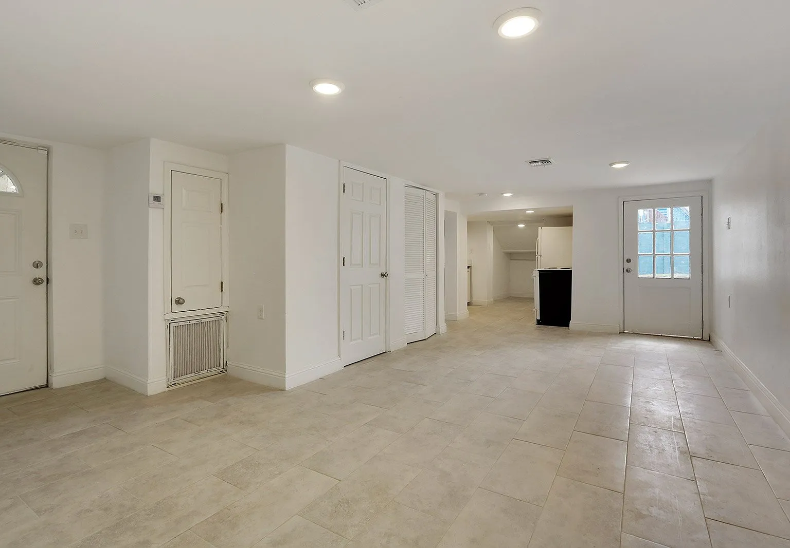 2105 A General Taylor St- bottom right — Photo 2