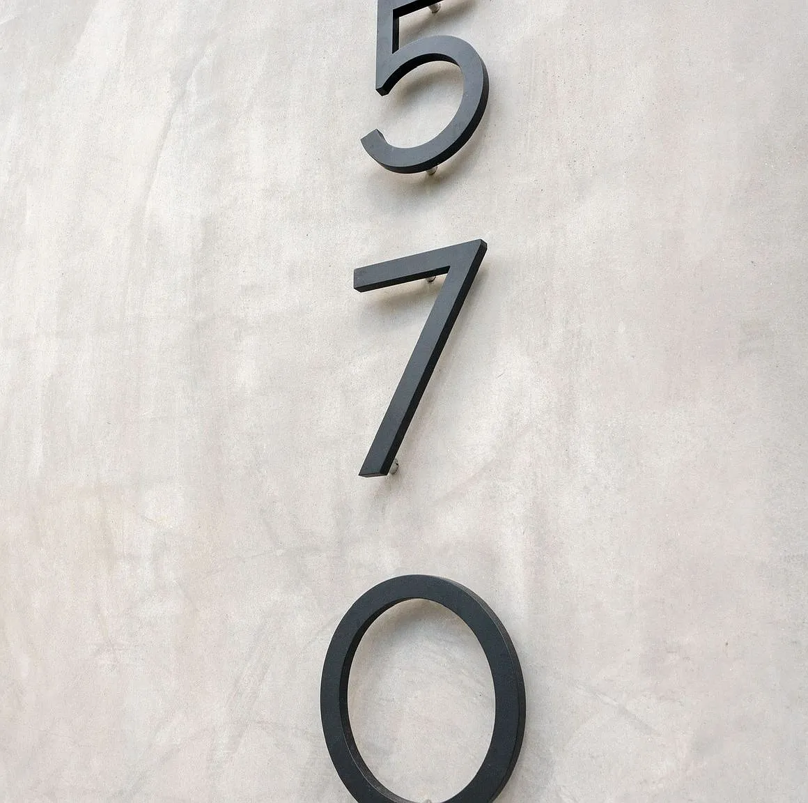 Mid-Century Pasadena Style with Modern Interiors 2B/1B — Photo 3