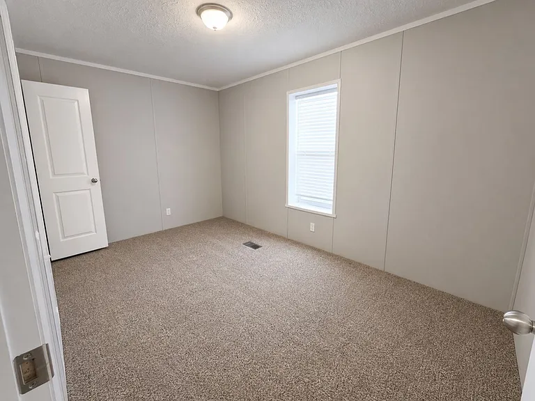 Northdale Estates — Photo 8