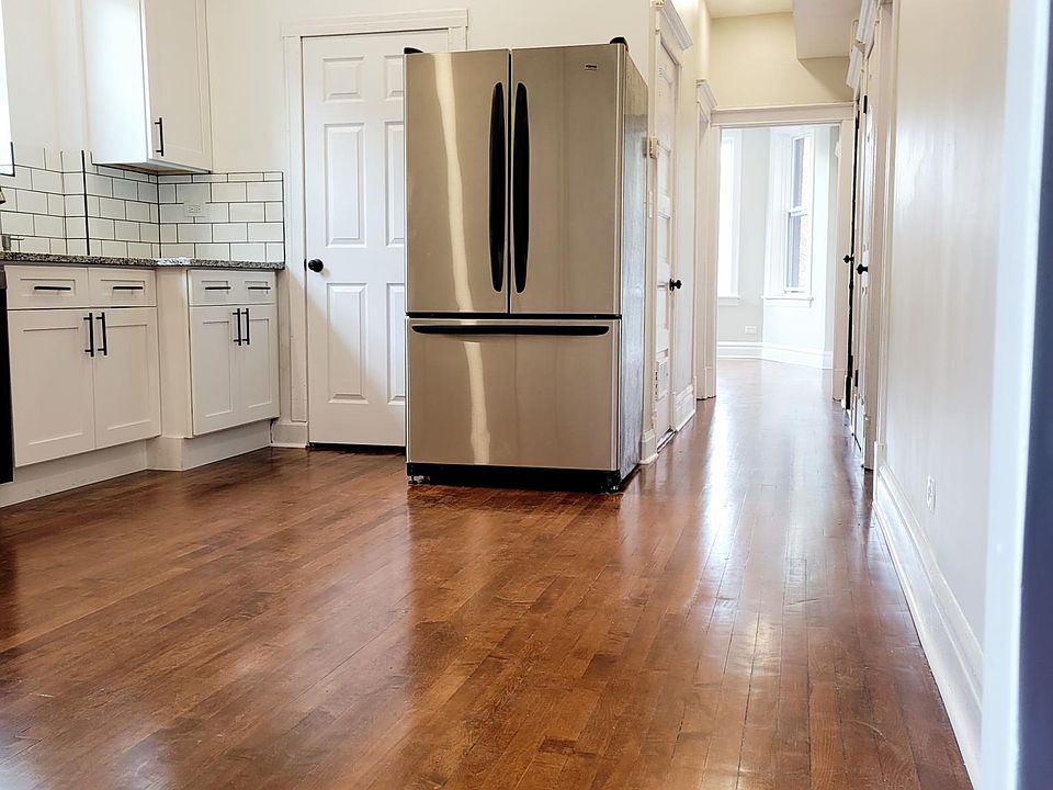 1st image of 3105 N Haussen Ct Floor 2