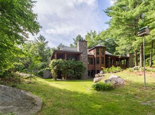 151 Woodstone Trl, Mongaup Valley, NY 12762