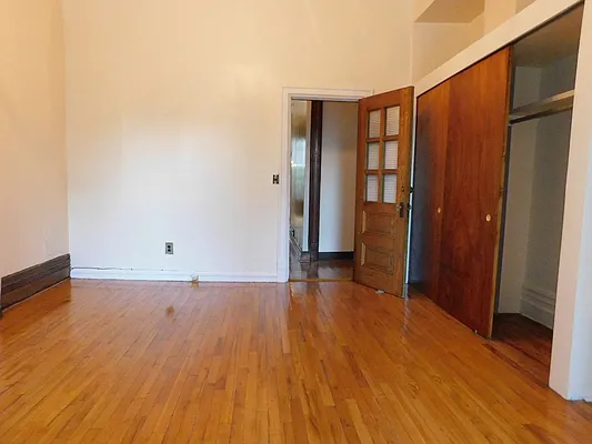 Rented by Compass | media 12