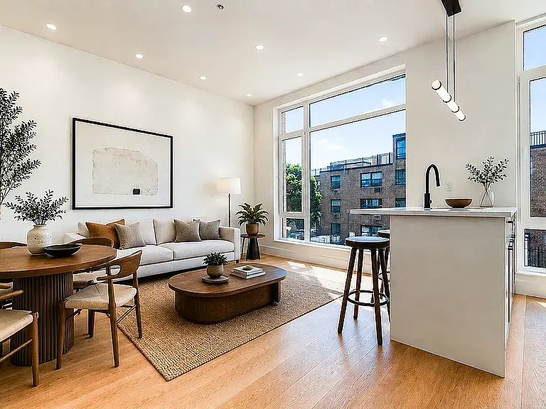 418 Lorimer St #3B — Photo 2