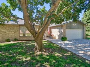 4483 W Pioneer Dr, Greeley, CO 80634