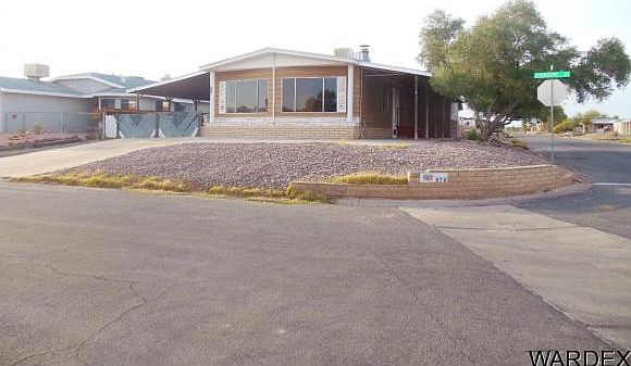 1st image of 876 Riverfront Dr