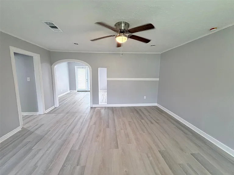 1903 Little St — Photo 9