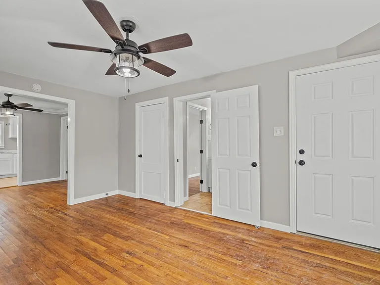 4020 Avenue O 1/2 — Photo 30
