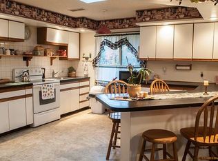 1282 Krafft Rd, Fort Gratiot, MI 48059